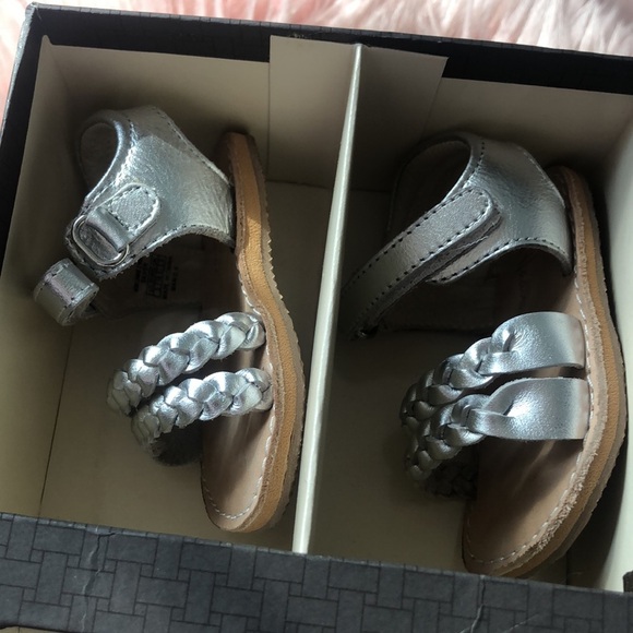 NEW Cole Haan Baby Toddler Silver Braided Sandals Jamie - Picture 3 of 5